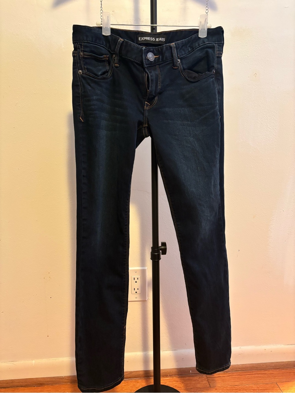 Express Jeans Women's Dark Indigo Skinny Jeans